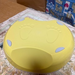 PIYO  子供補助便座　　踏み台の画像