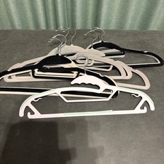 不揃い　ハンガー　20本の画像