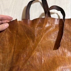 【ジャンク】BREE シンプリー 紙袋のような薄い皮の画像