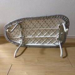 フック付き 低めのアイロン台  グレーの画像