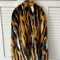 IROO マルチカラー　ケープ【未使用品】の画像