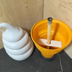 早い者勝ち！他サイト掲載中　日世のコーン ディスプレイ 点灯確認済みの画像