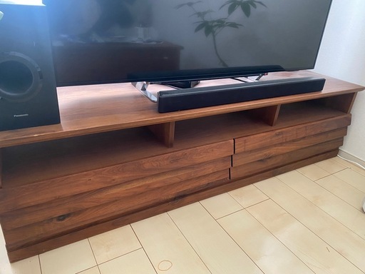 決まりました。テレビ台