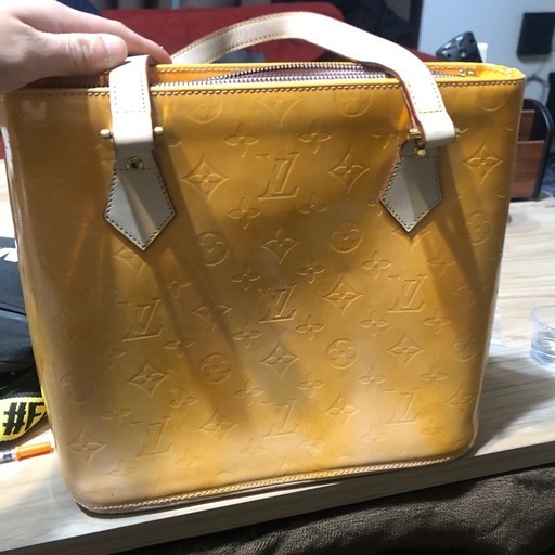 【キャンセル出ました。再出品】VUITTONエナメルバッグ