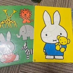 絵本　オモチャ　パズルなどなど
の画像