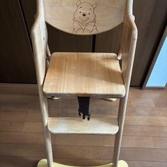 【KATOJI】木製ベビーチェア（プーさん）の画像