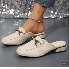 美品　箱あり　パンプスの画像