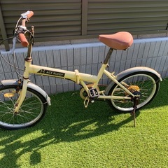 折りたたみ自転車の画像