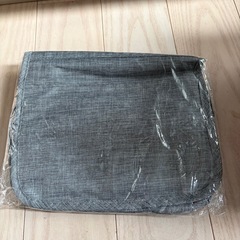 お話し中トラベルポーチの画像