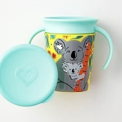 マンチキン　ミラクルカップ　こぼれないコップ　プラスチック製　コップ飲み練習　の画像