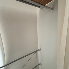 カーテン付き　簡易クローゼット　伸縮できますの画像