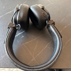 Marshallヘッドホンの画像