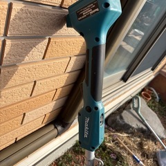 (取引決定)マキタ　　充電式草刈り機　本体のみの画像