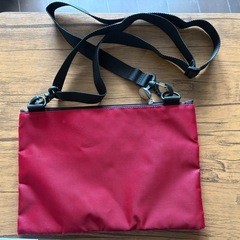 広島カープ サコッシュの画像