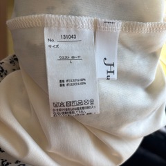 プリーツスカートの画像