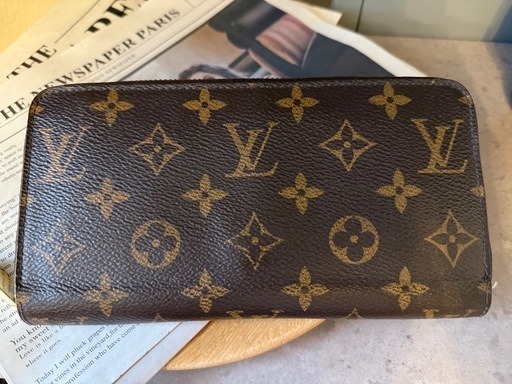 ルイ・ヴィトン モノグラム ジッピー 長財布