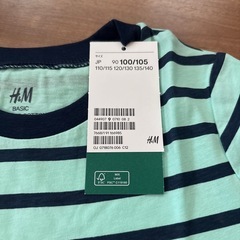 新品タグつき H&M 半袖Tシャツ 105センチの画像