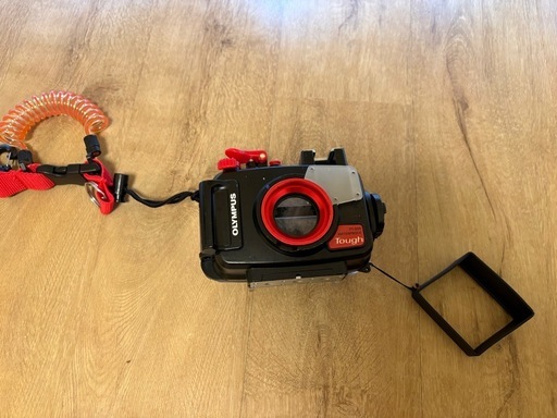 <取引中>OLYMPUS TG6 ハウジングセット　ストラッププレゼント