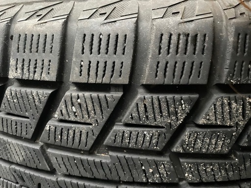 スタッドレスタイヤ 195/65r15  4本 タイヤのみも可能