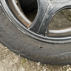 スタッドレスタイヤ 195/65r15  4本の画像