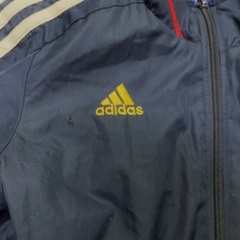 140センチadidasリバーシブルアウターの画像