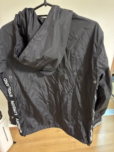 Burberryシャカシャカ