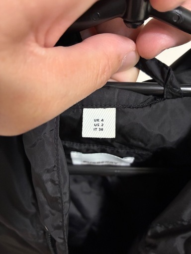 Burberryシャカシャカ