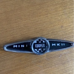 クラッシックミニ　オースチンミニクーパーS markⅡエンブレムの画像