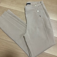 ZARA きれいめパンツ/入学式やパーティなどの画像