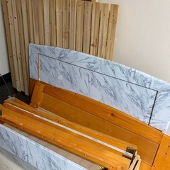 【急募】ベッドフレームの画像