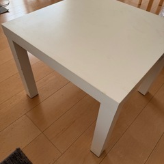 IKEA テーブルの画像