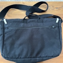 ニューバランス　ショルダーバッグ　　NEW BALANCEの画像