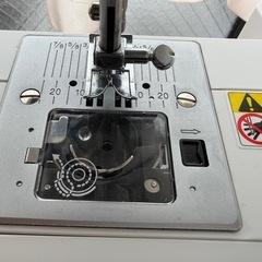 SINGER ミシン SN55e（動作確認済・付属品完備）の画像