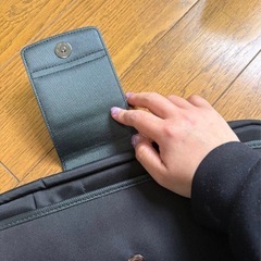 黒いナイロン製ノートPCケースの画像