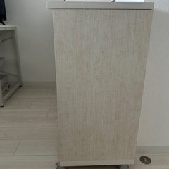 収納棚の画像