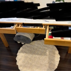 無料！！手作り木製勉強机(引き出し3つ付き)！3/3迄引き取り可能！！の画像