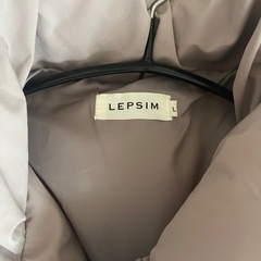 ほぼ未使用LEPSIM  ダウンジャケット Lサイズの画像