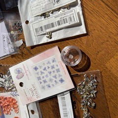 ネイルパーツ　ストーン　パーツの画像