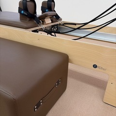 motioncare pilatesホームリフォーマーの画像