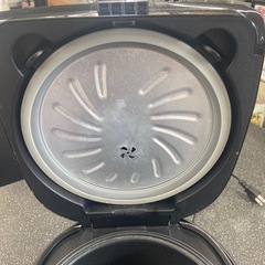 今2603-038  KOM マイコン式炊飯器HK-RC552動作確認済 キズ汚れありの画像