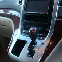 ❑全国自社ローン対応❑            ●平成21年10月登録トヨタアルファード240G 4WDの画像