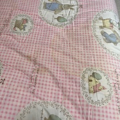 子供用布団シミありの画像