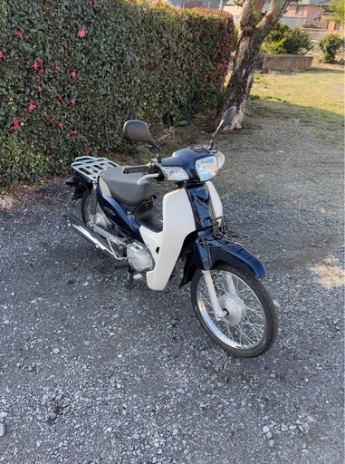 1233.ホンダ　AA04スーパーカブ50 低走行　原付　バイク　50cc 車体　埼玉
