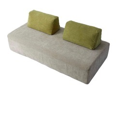 ソファ＋クッション2個の画像