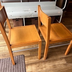 ダイニングチェア2脚の画像