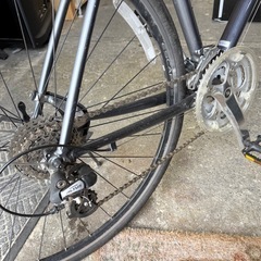 札幌市内配送可 21年モデル GIANT ジャイアント ESCAPE R3 クロスバイク 自転車 サイズM 24段変速の画像