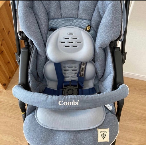 ベビーカー　スゴカルα 4キャス compact Simplight