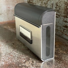 SANTOMI  ステンレス製ポストの画像