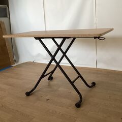 No.240　ニトリ　昇降テーブル　ライザN（豊橋市収集業務課リユース家具）の画像