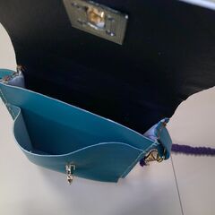 【ハンドメイド】【合皮】ショルダーポーチ（マクラメの平織）（青緑）の画像